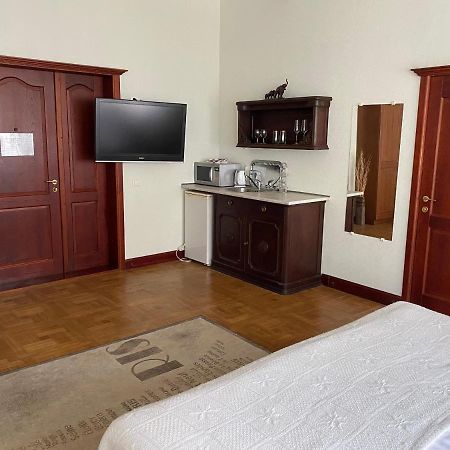 ريغا Hotel Kert Free Parking المظهر الخارجي الصورة