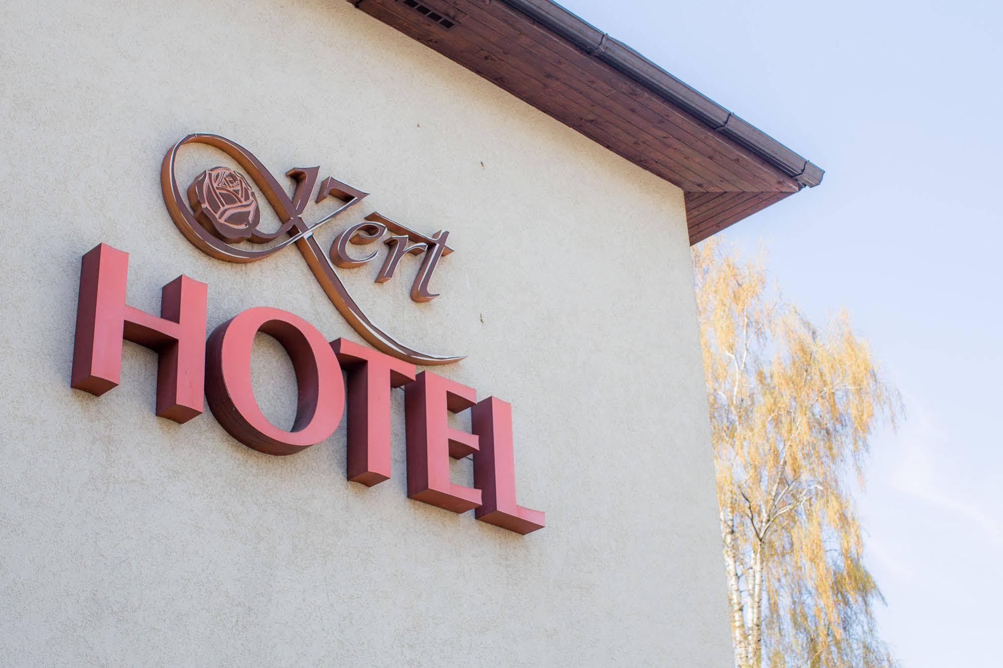 ريغا Hotel Kert Free Parking المظهر الخارجي الصورة