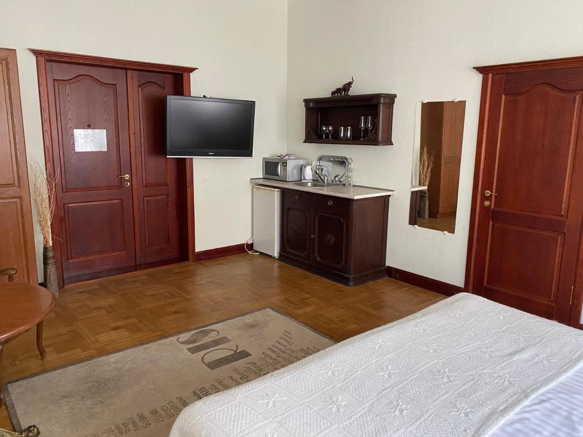 ريغا Hotel Kert Free Parking المظهر الخارجي الصورة