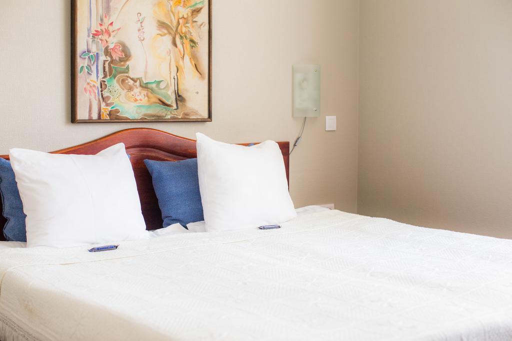 ريغا Hotel Kert Free Parking المظهر الخارجي الصورة